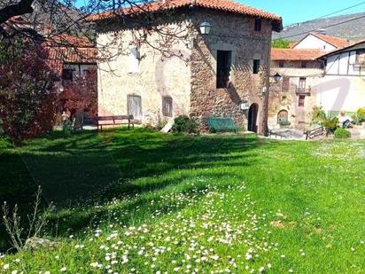 Jardí de Casa o xalet en venda en Pradillo amb Calefacció