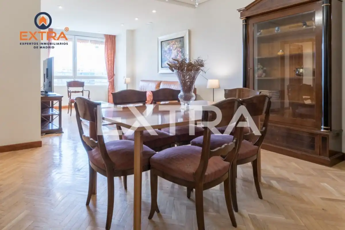 Esszimmer von Wohnung zur Miete in Madrid mit Klimaanlage, Heizung und Parkett