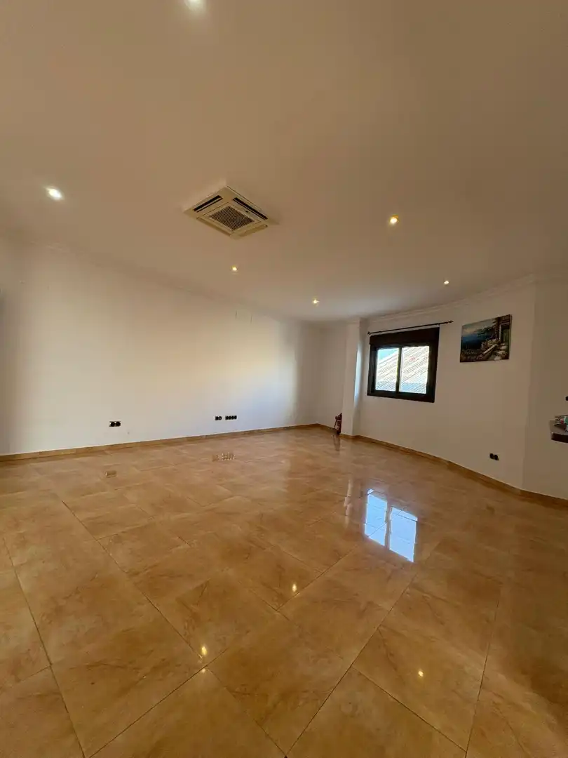 Casa o chalet de alquiler en Carmona con Aire acondicionado, Calefacción y Terraza