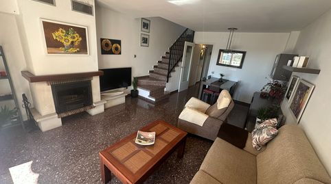 Foto 4 de Casa adosada en venda a Carrer Milton, Guinardera, Santa Coloma de Gramenet