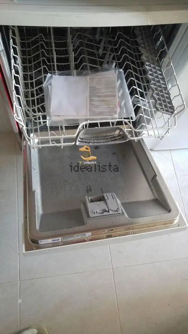 Vista exterior de Piso en venta en Salamanca con Calefacción, Terraza y Amueblado