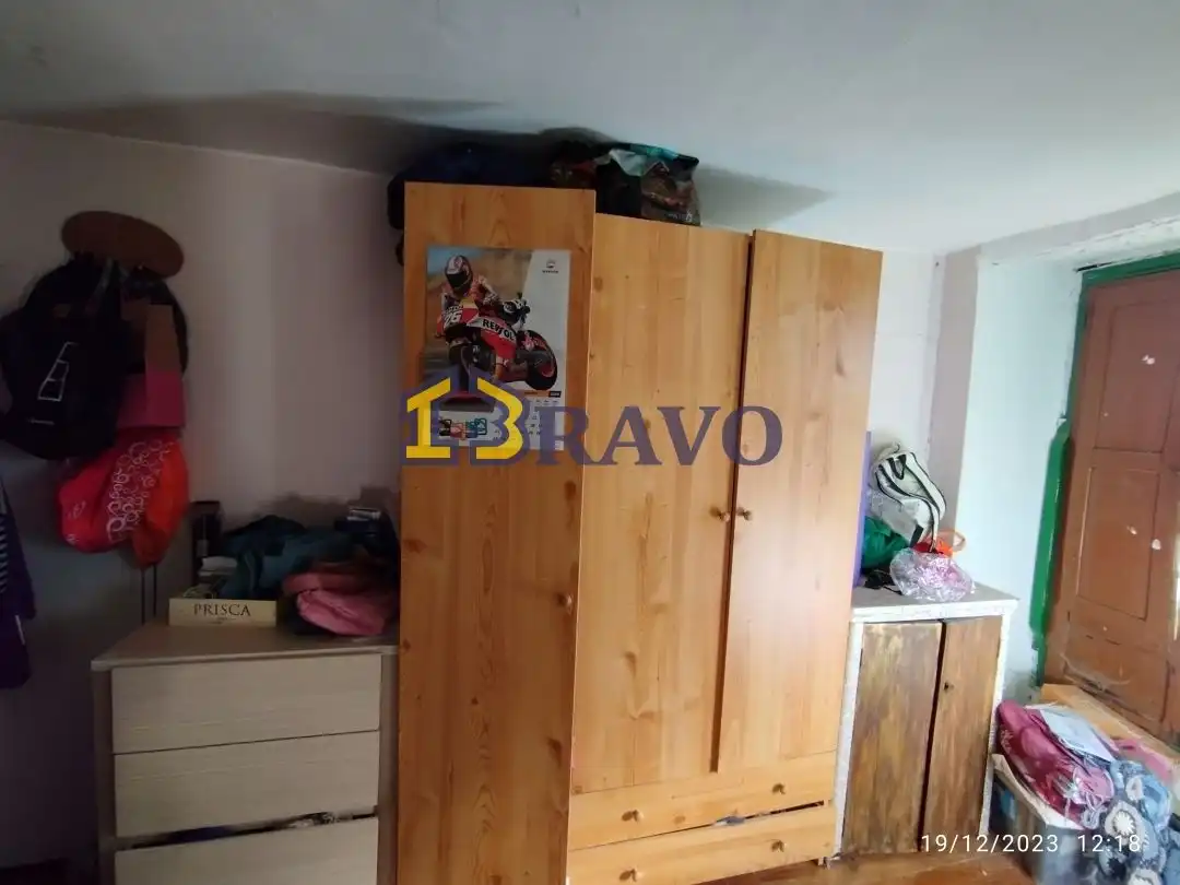 Dormitori de Casa o xalet en venda en Valle de Losa amb Calefacció