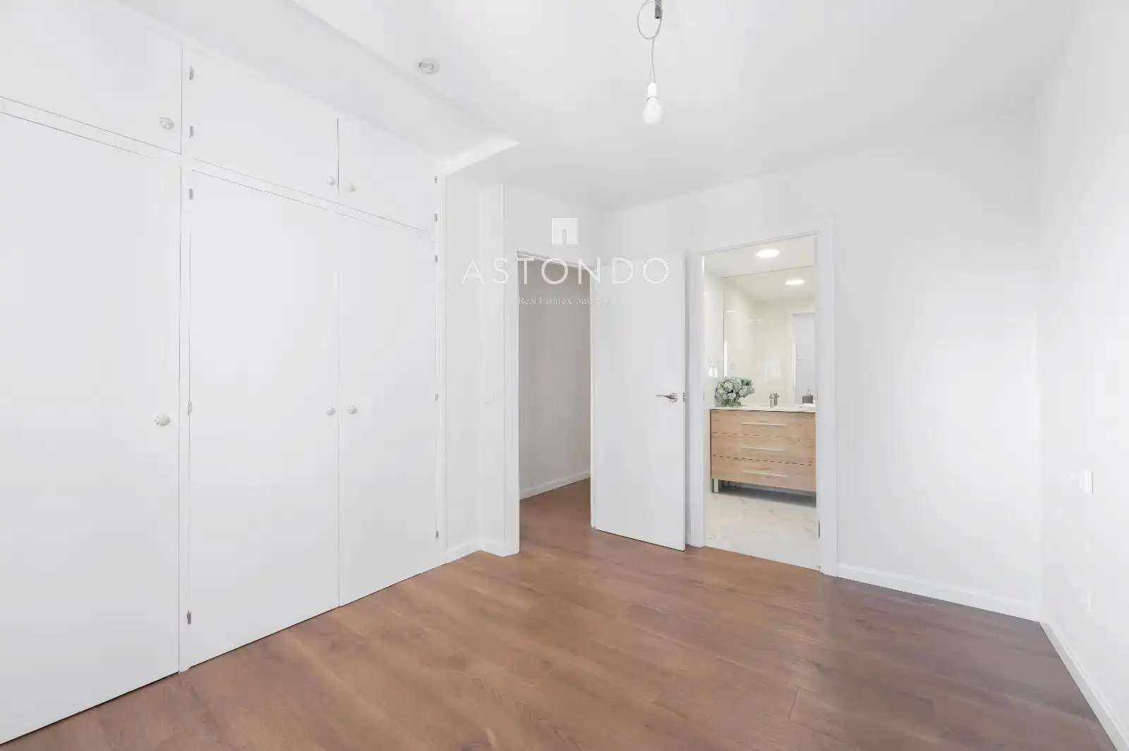 Habitación de Piso de alquiler en Madrid con Aire acondicionado, Calefacción y Piscina