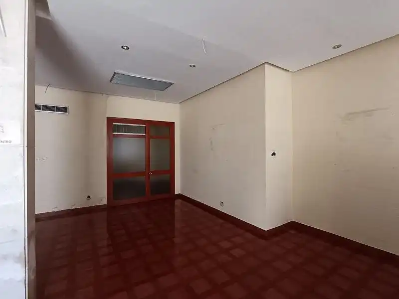 Local en venta en Higuera de Calatrava