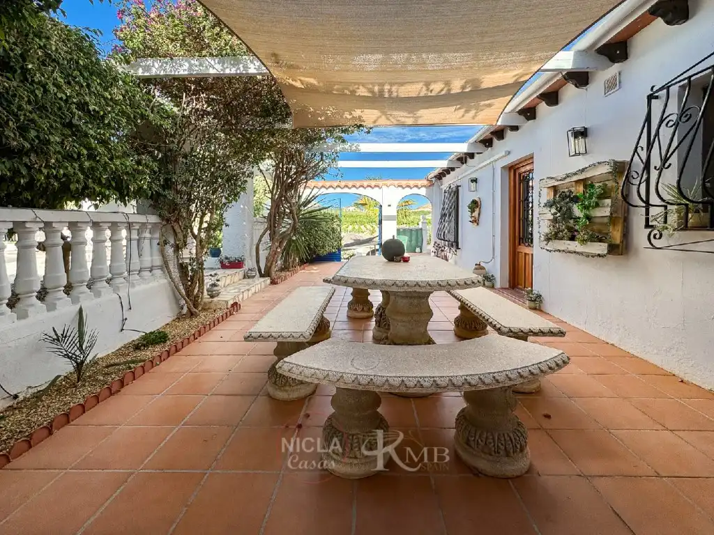Terrassa de Casa o xalet en venda en Antas amb Aire condicionat, Jardí privat i Terrassa