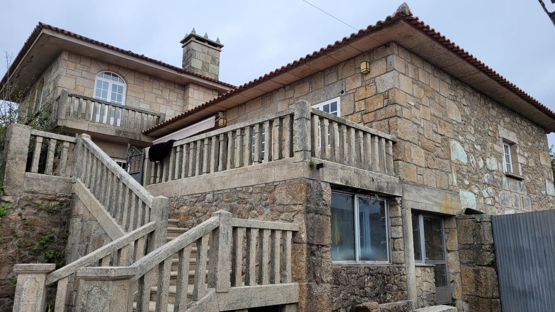 Exterior view of House or chalet for sale in Vilanova de Arousa  with Heating, Private garden and Terrace