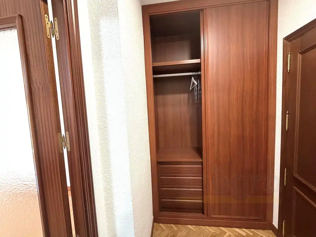 Schlafzimmer von Wohnung zur Miete in Madrid