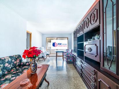 Living room of Flat for sale in  Sevilla Capital  with Air Conditioner and Terrace