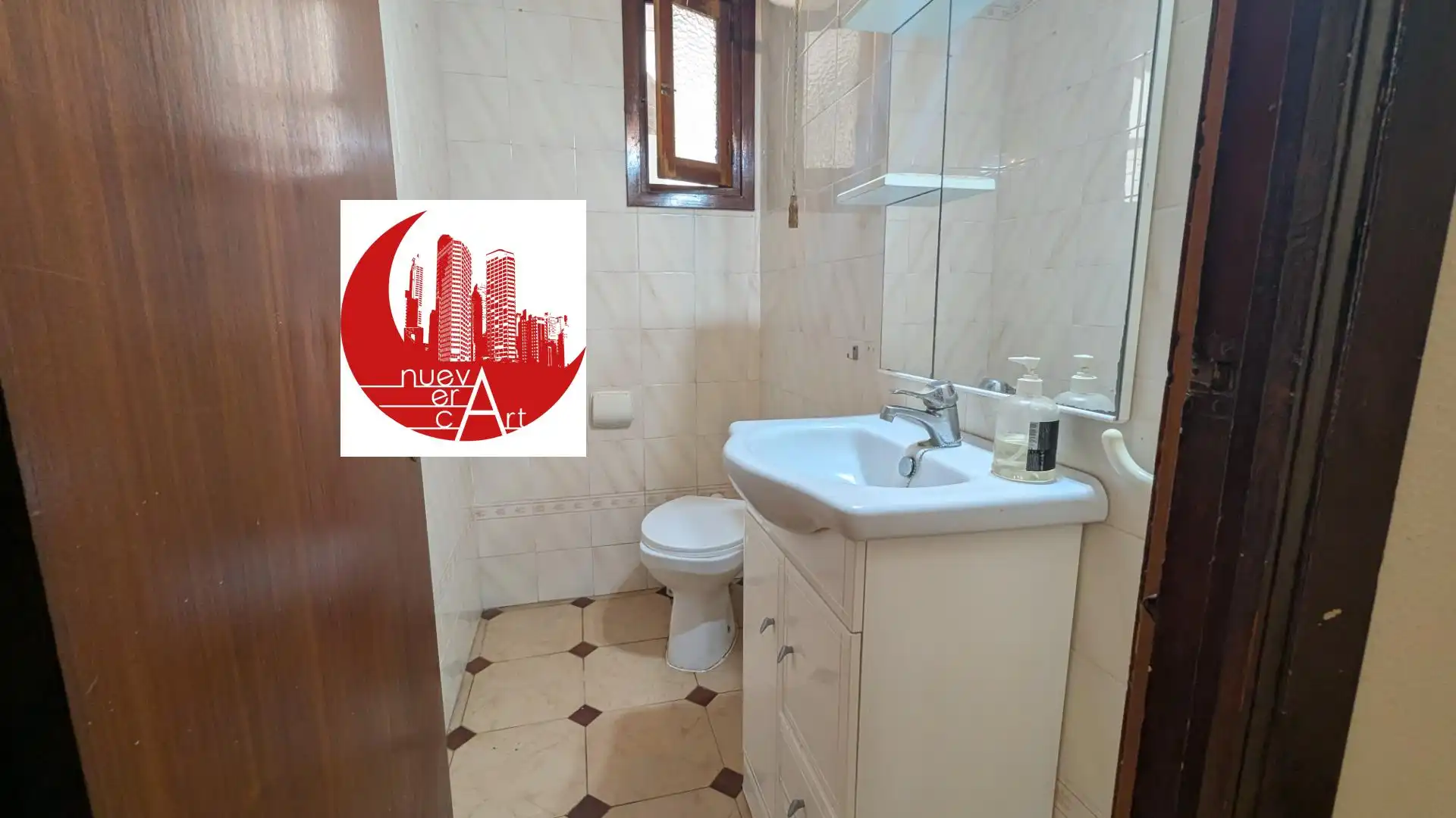 Baño de Piso en venta en Cartagena con Trastero
