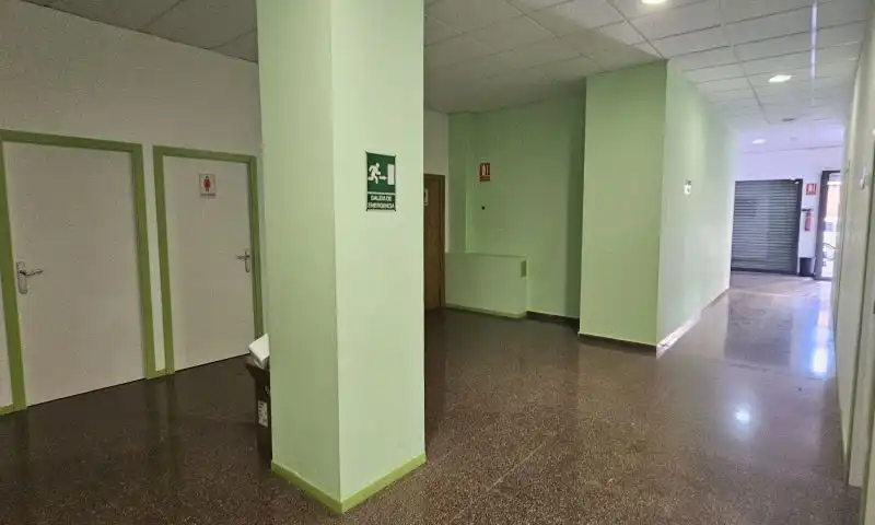Local comercial en alquiler en Numancia, imagen 13