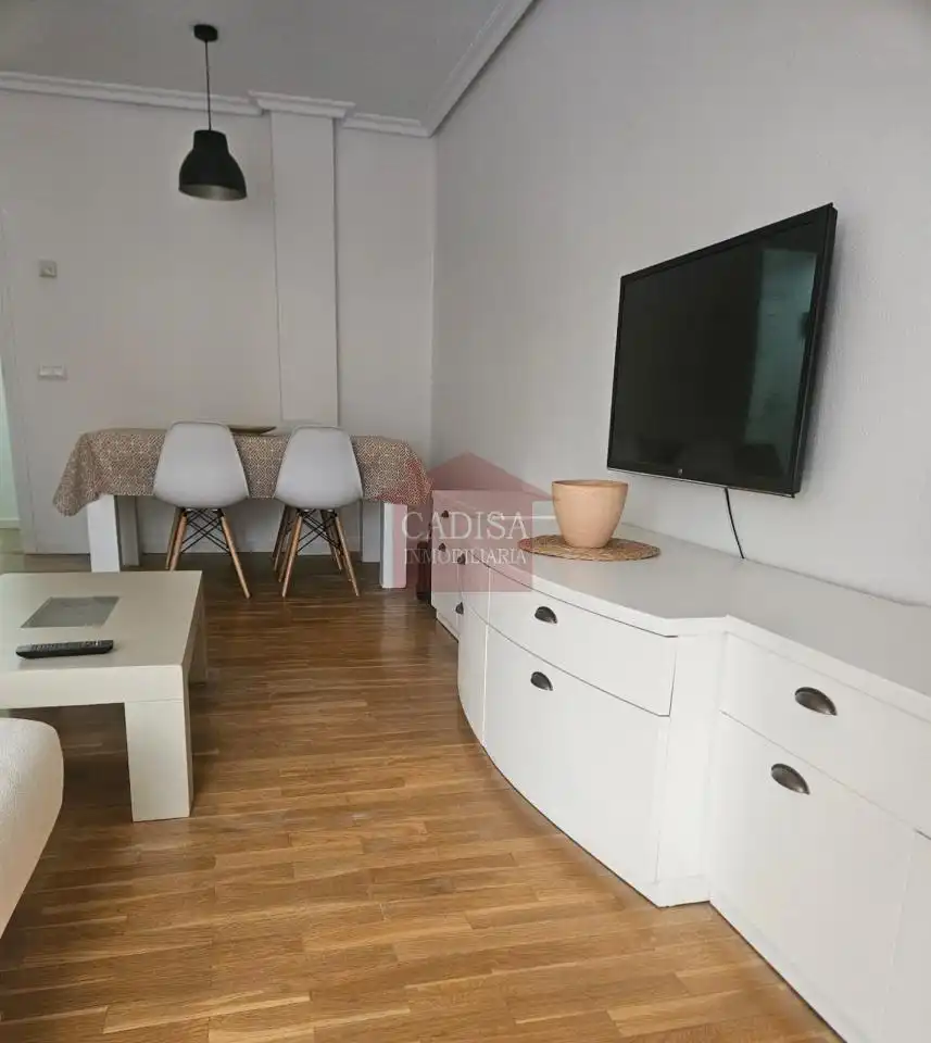 Sala de estar de Piso para compartir en Salamanca con Calefacción y Amueblado