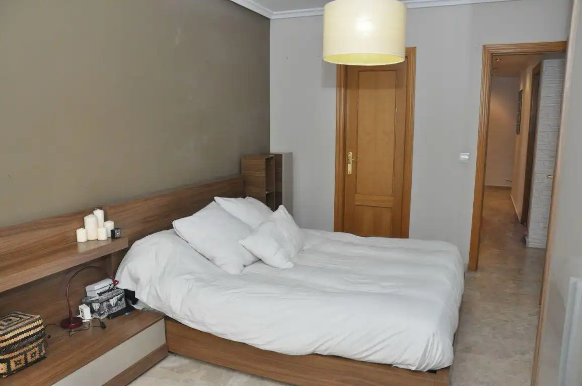 Habitación de Piso en venta en Xirivella con Aire acondicionado, Calefacción y Trastero