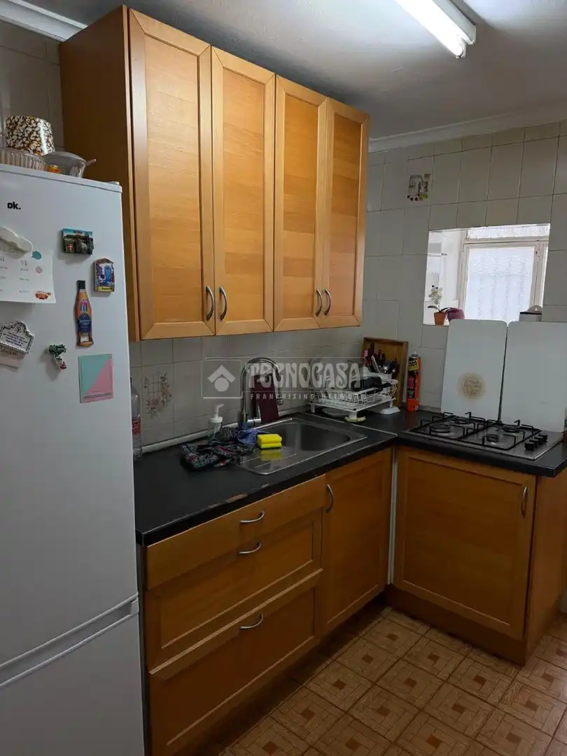 Kitchen of Flat for sale in Sevilla  with Air Conditioner