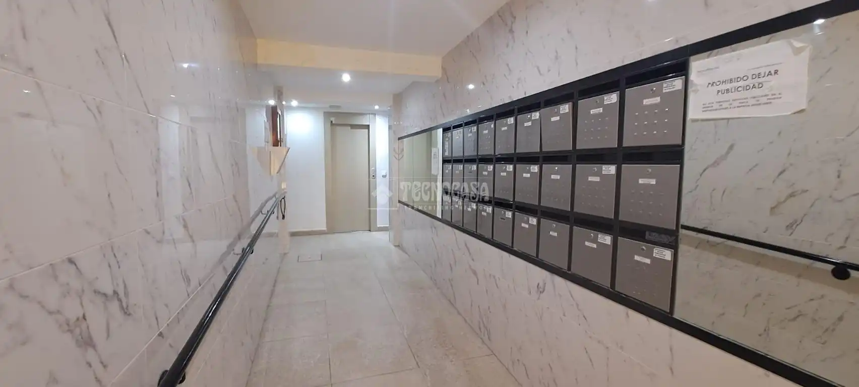 Piso en venta en Alicante / Alacant con Balcón
