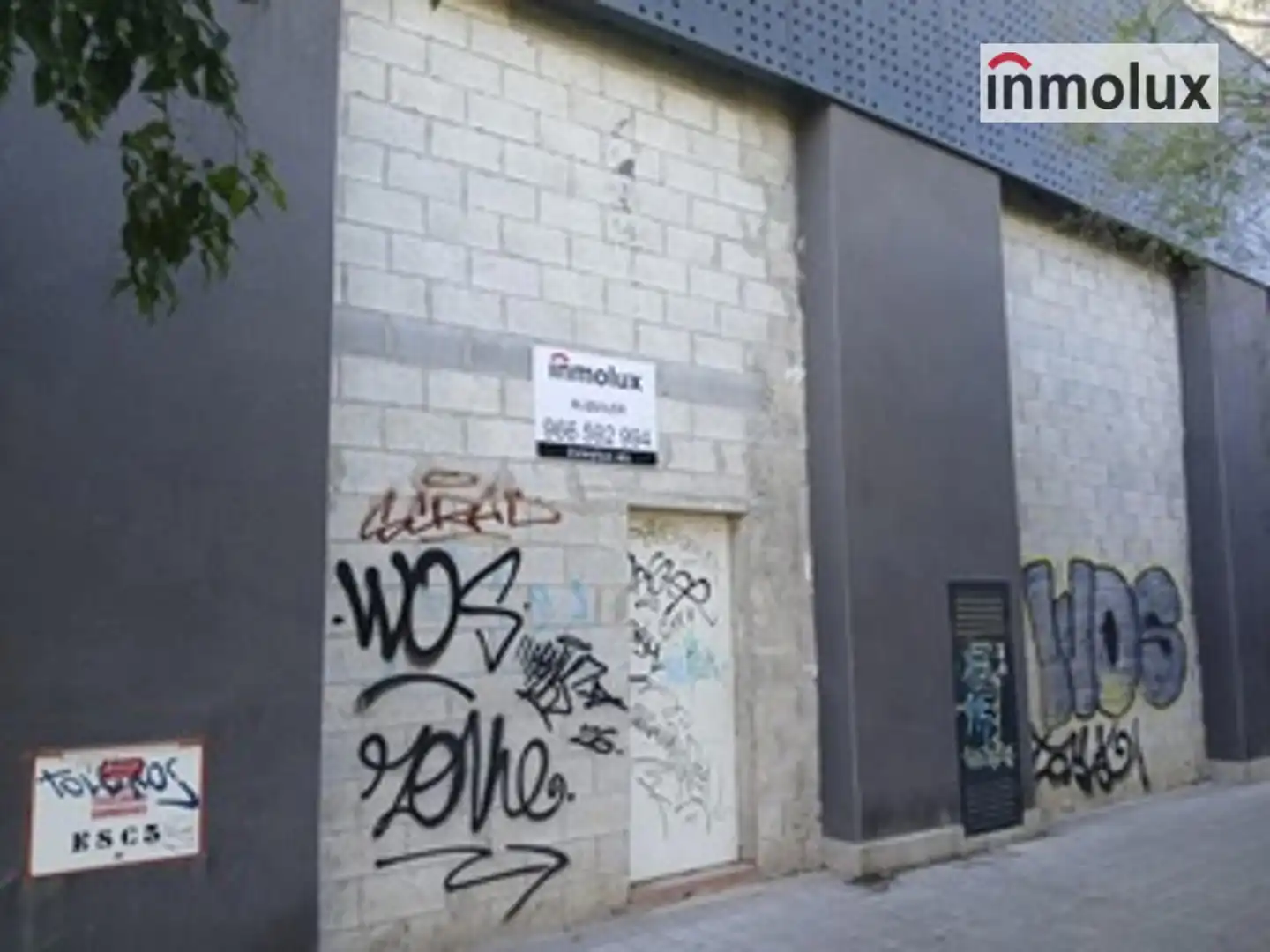 Local comercial de lloguer a Avenida Historiador Vicente Ramos, imagen 2