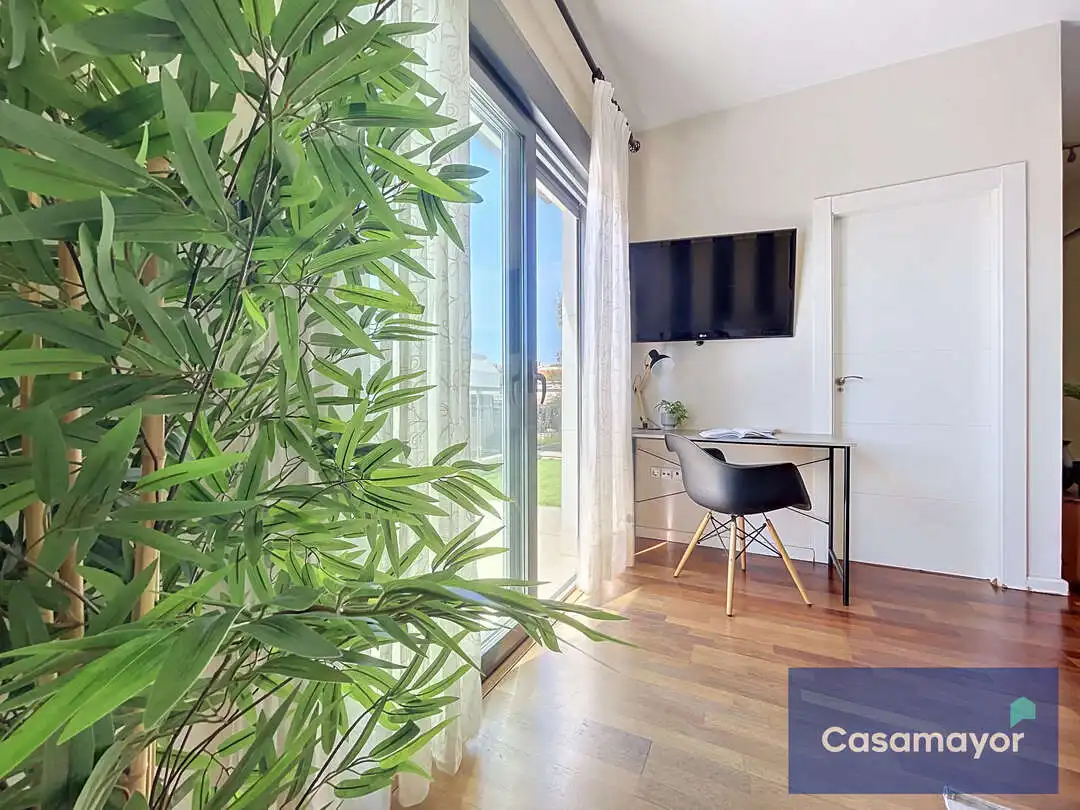 Terrassa de Casa o xalet en venda en Alicante / Alacant amb Aire condicionat, Calefacció i Jardí privat