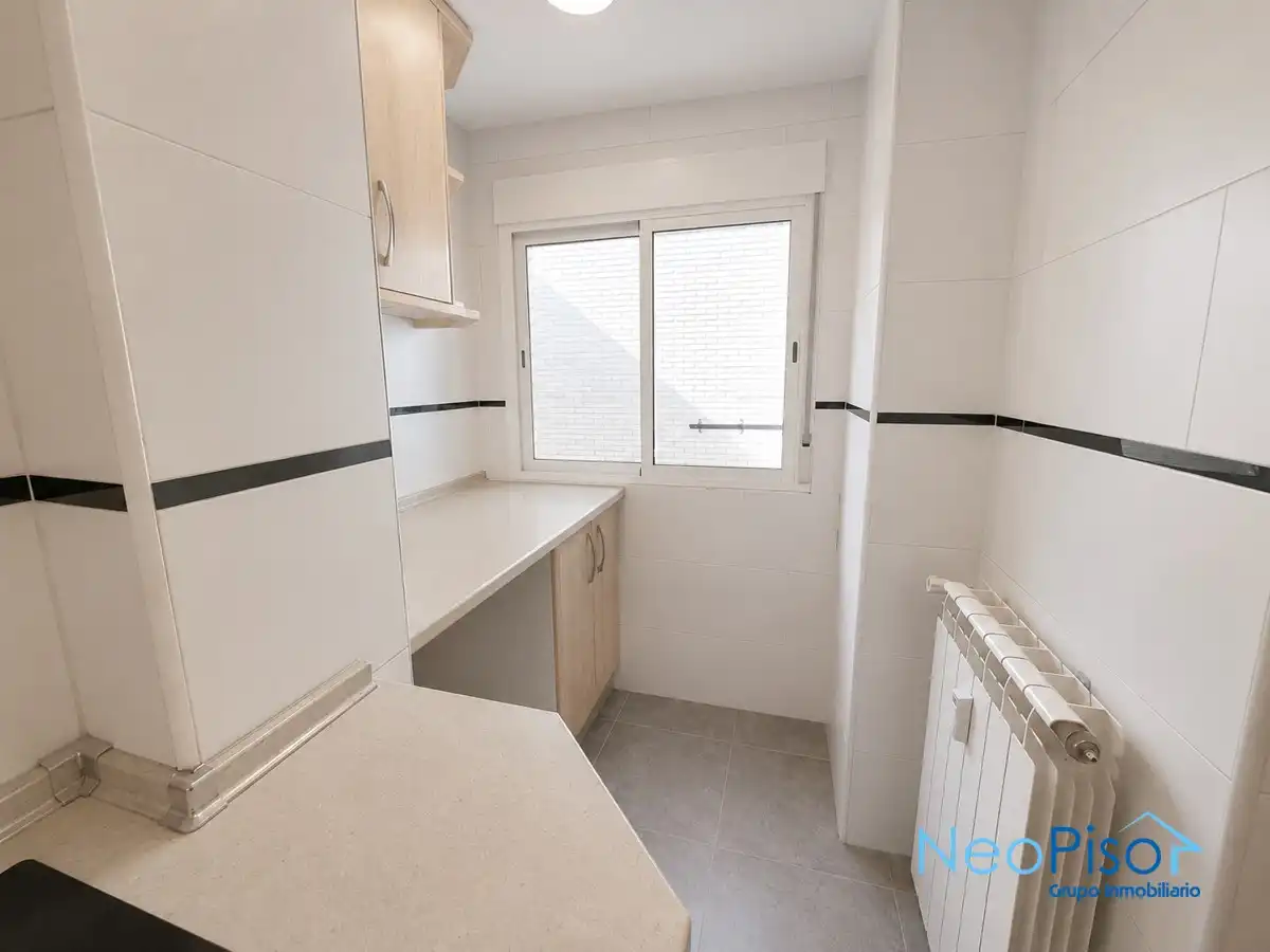 Cocina de Piso en venta en Alcorcón con Terraza y Piscina