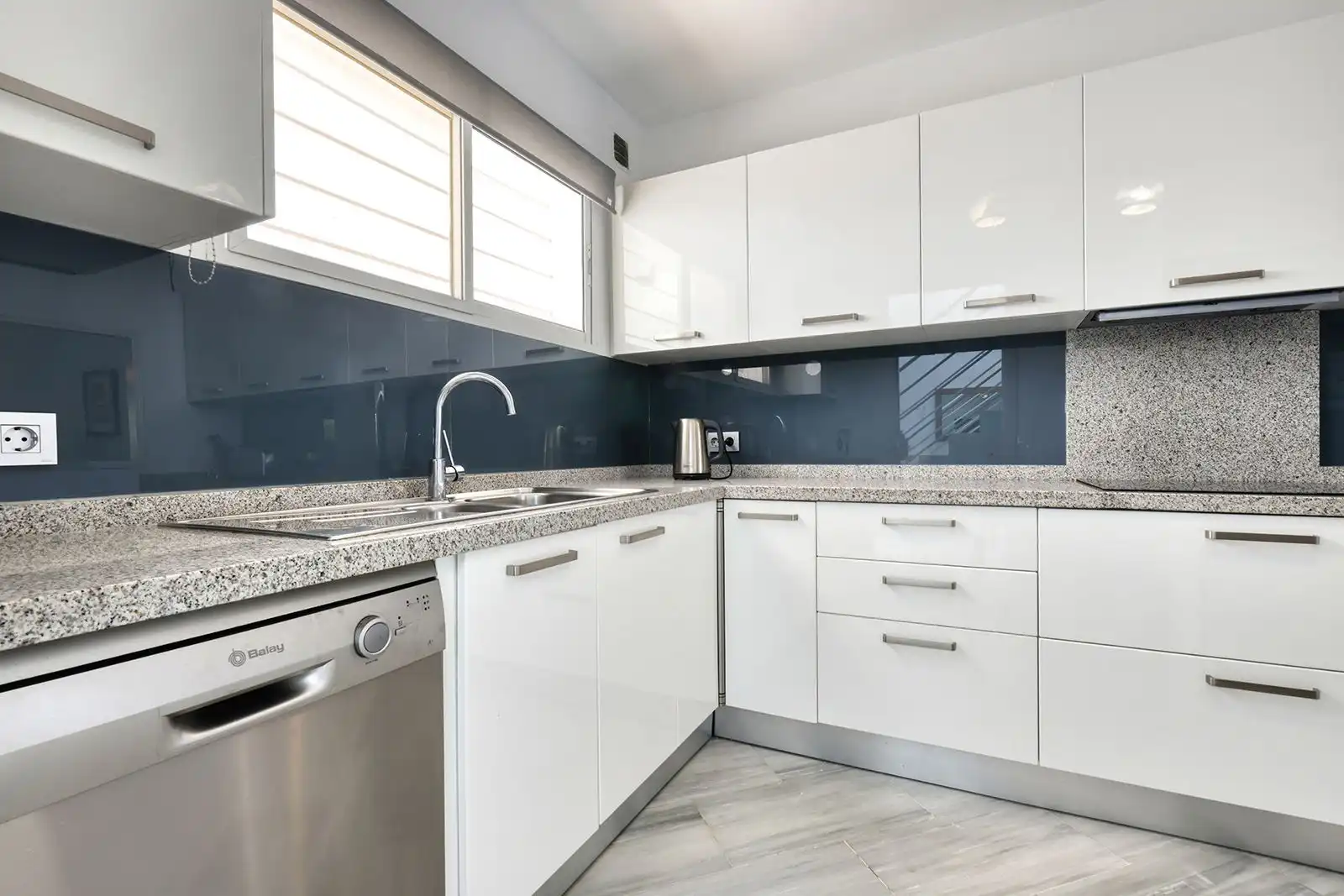 Wohnung mit Pool zum Verkauf in Avenida José Luis Carrillo, imagen 13