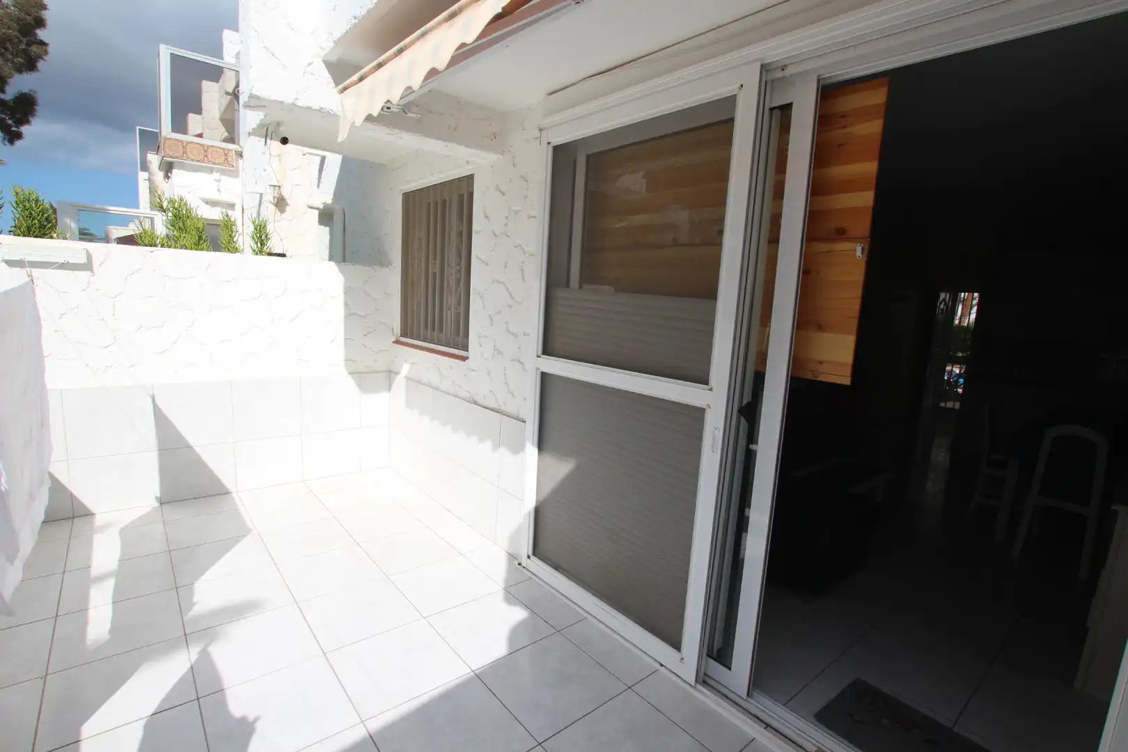 Terrasse von Wohnungen zum Verkauf in Arona mit Terrasse, Möbliert und Gemeinschaftspool