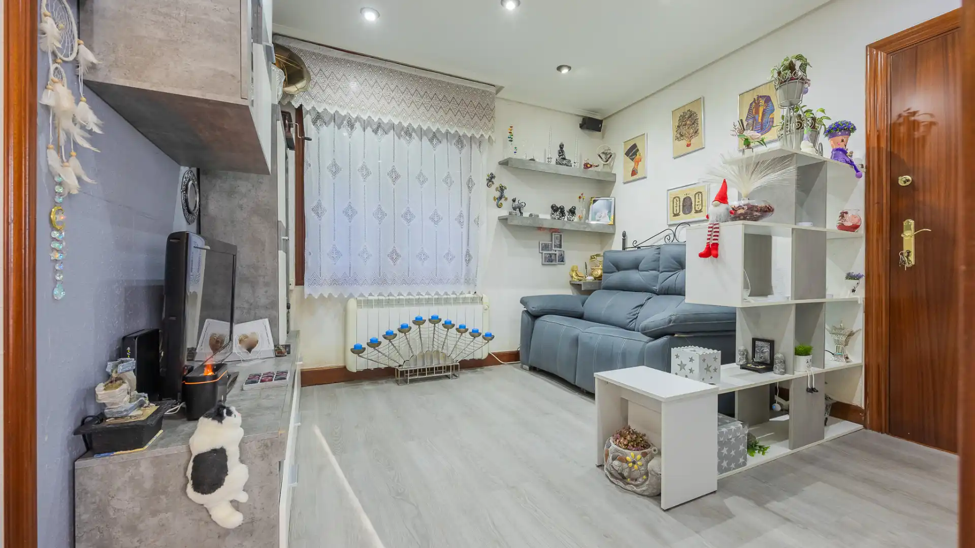 Sala de estar de Piso en venta en Alonsotegi con Amueblado