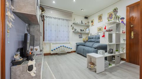 Foto 2 de Piso en venta en Ularki Kalea, Alonsotegi, Bizkaia