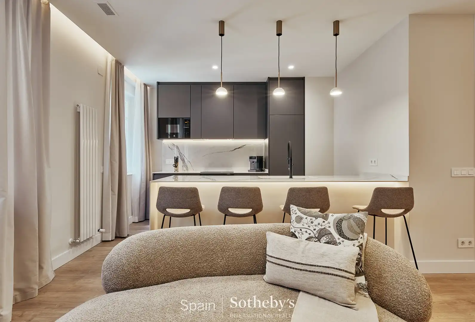 Cocina de Apartamento en venta en  Madrid Capital con Aire acondicionado, Calefacción y Terraza