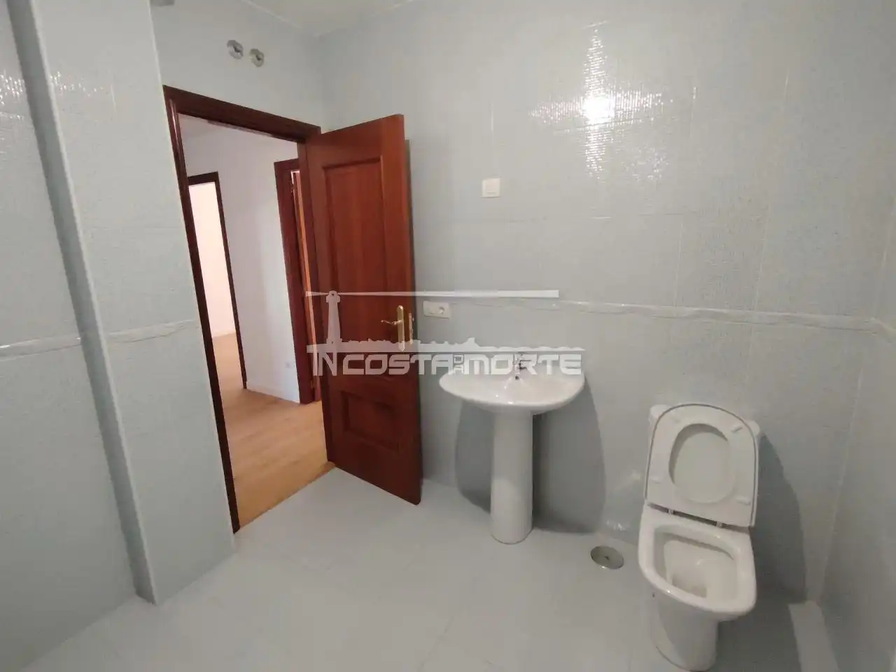 Schlafzimmer von Wohnung zum Verkauf in Fisterra mit Abstellraum