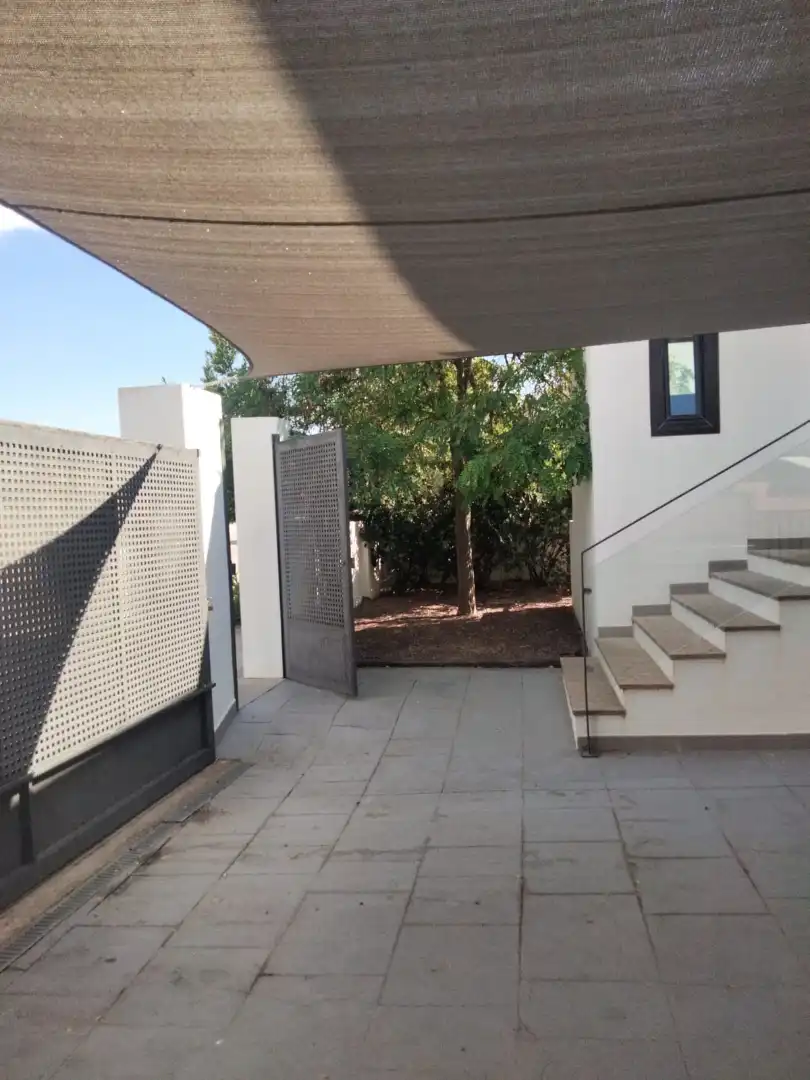 Casa o chalet de alquiler en La Zubia con Aire acondicionado, Calefacción y Jardín privado