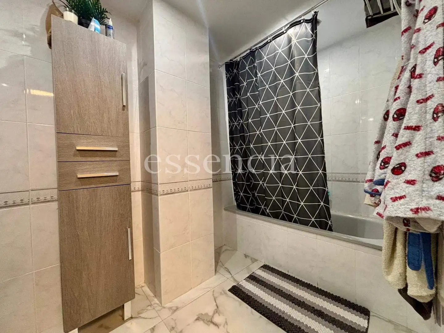 Bathroom of Flat for sale in Gandia  with Air Conditioner and Balcony