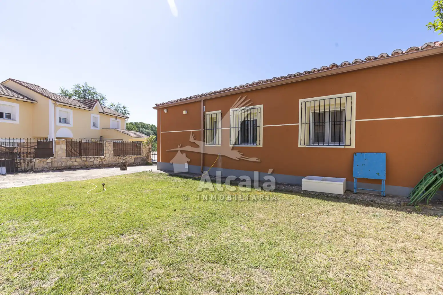 Vista exterior de Casa o chalet en venta en Cifuentes con Calefacción, Jardín privado y Trastero