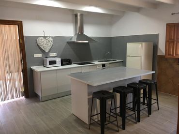 Casa rústica con piscina en venta en Cájar