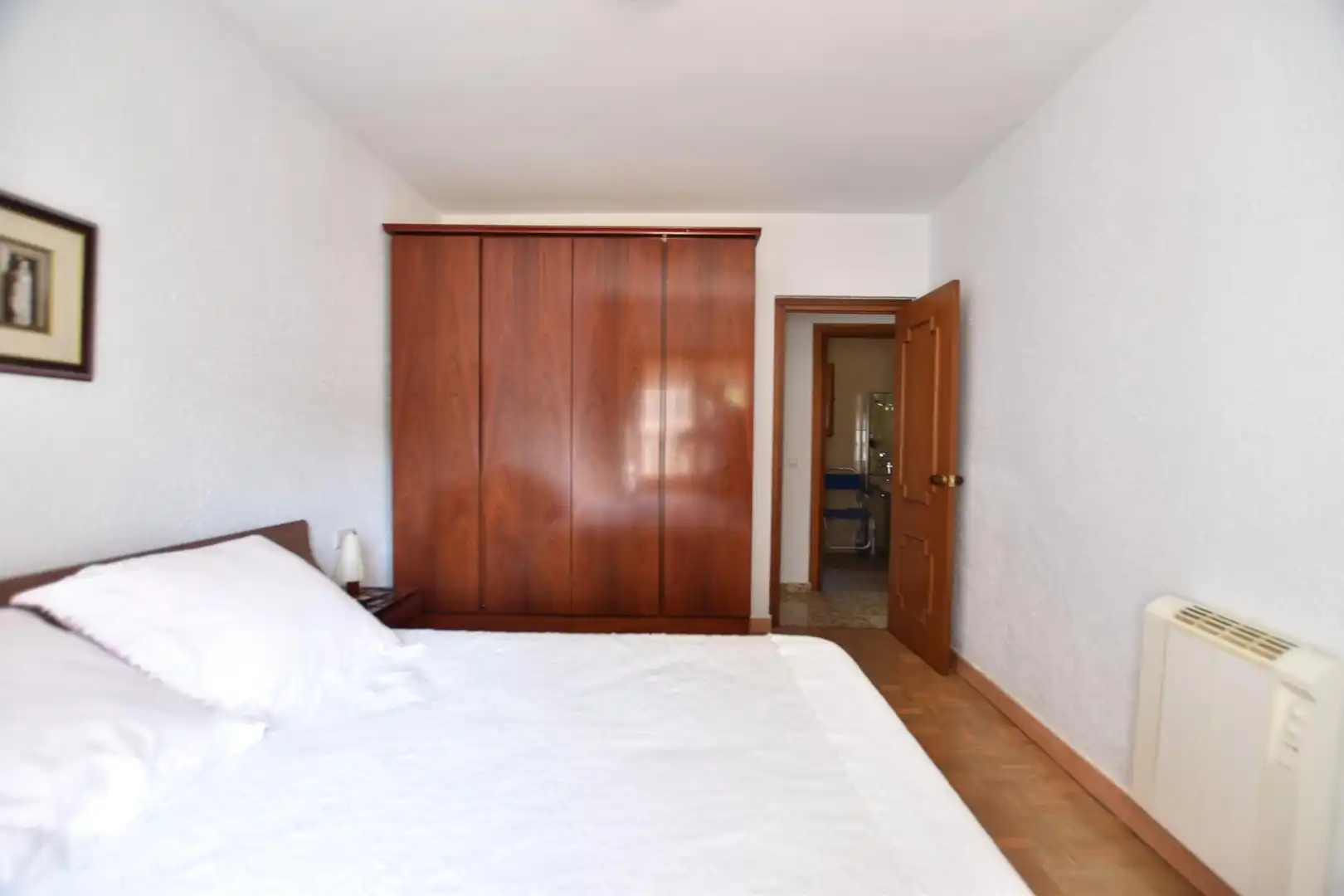 Dormitori de Casa o xalet en venda en Alhaurín de la Torre amb Jardí privat, Terrassa i Piscina comunitària