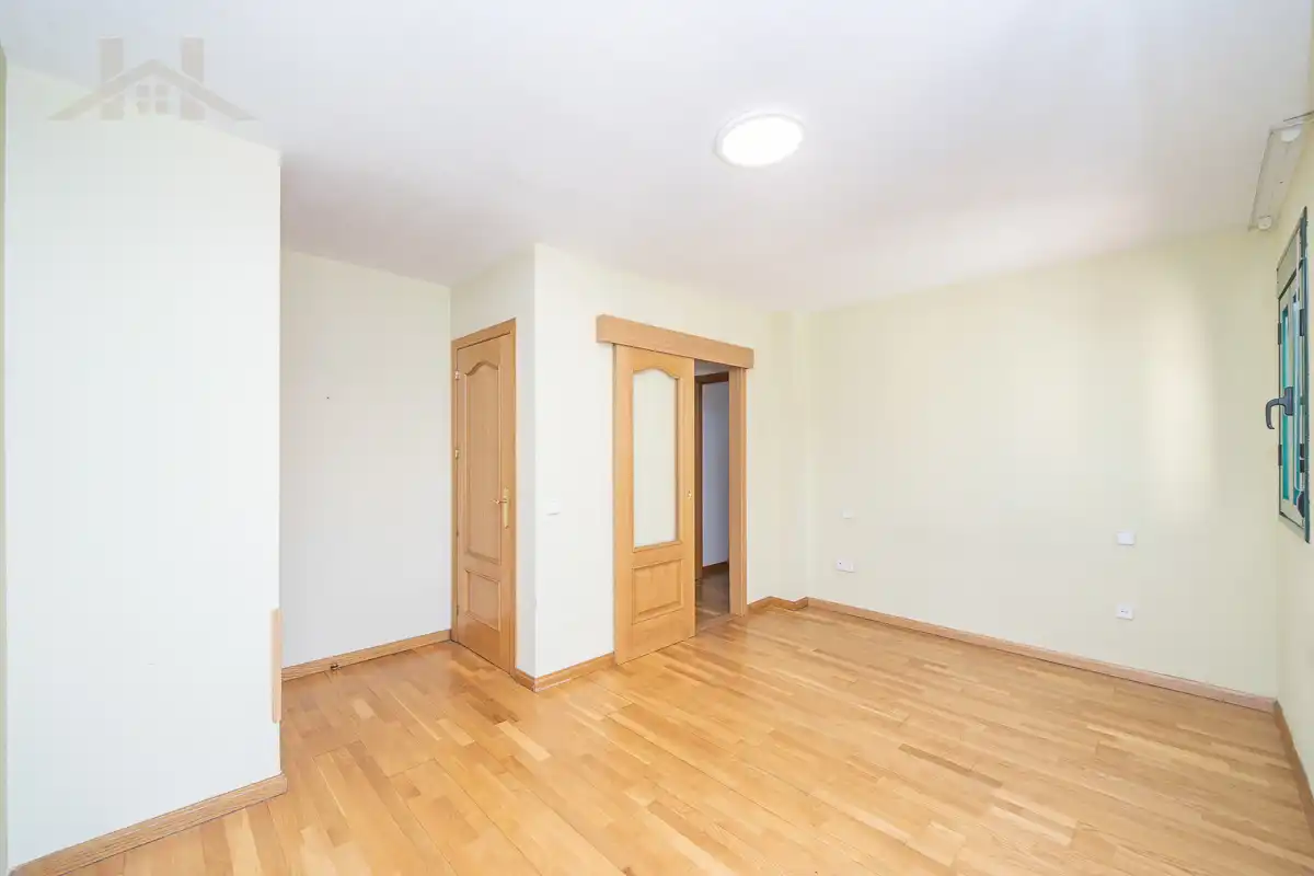 Piso en venta en El Escorial con Calefacción, Parquet y Terraza