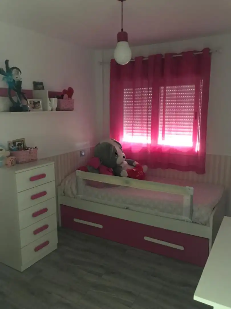 Habitación de Piso en venta en Melilla con Aire acondicionado, Terraza y Amueblado