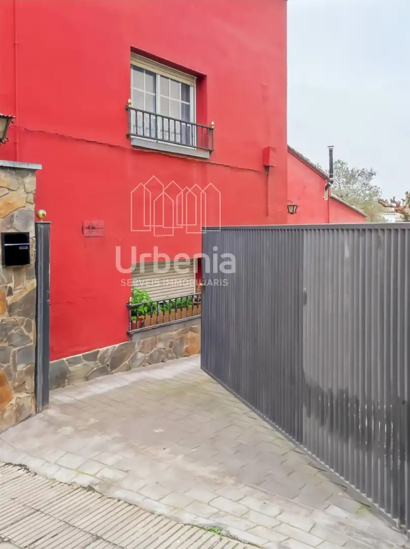 House with pool for sale in Tordera pueblo, imagen 37