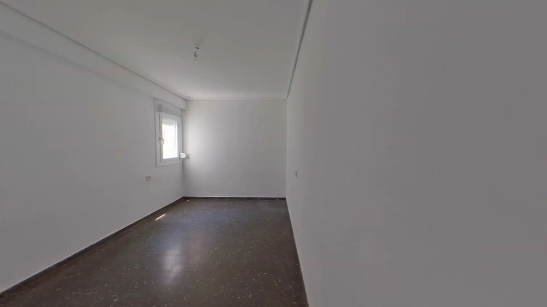 Flat for sale in Valencia  with Balcony