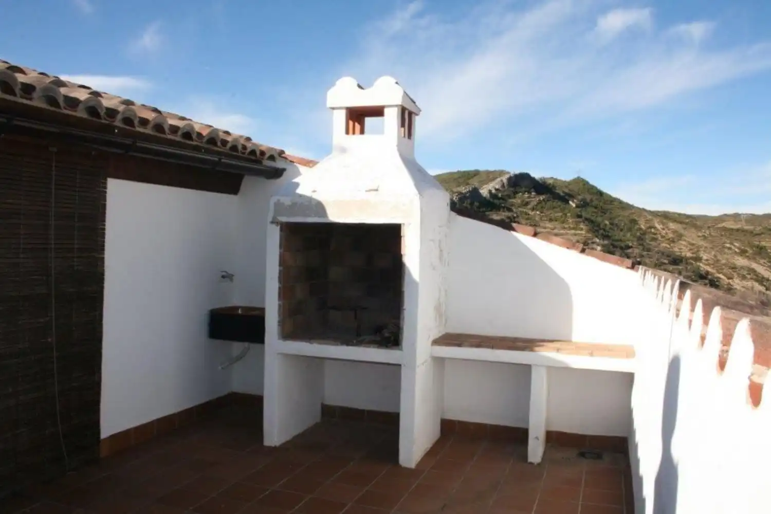 Terrasse von Einfamilien-Reihenhaus zum Verkauf in Morella mit Terrasse, Abstellraum und Möbliert