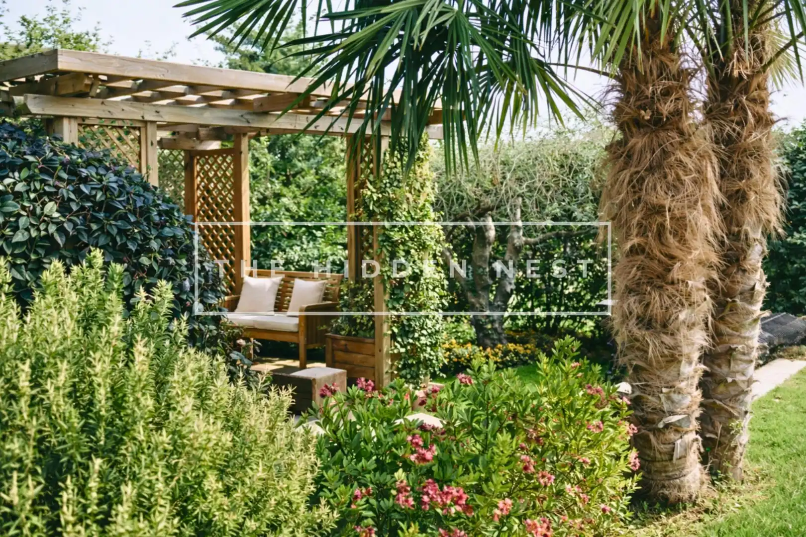 Garden of Houses for sale in Navata  with Air Conditioner, Heating and Private garden