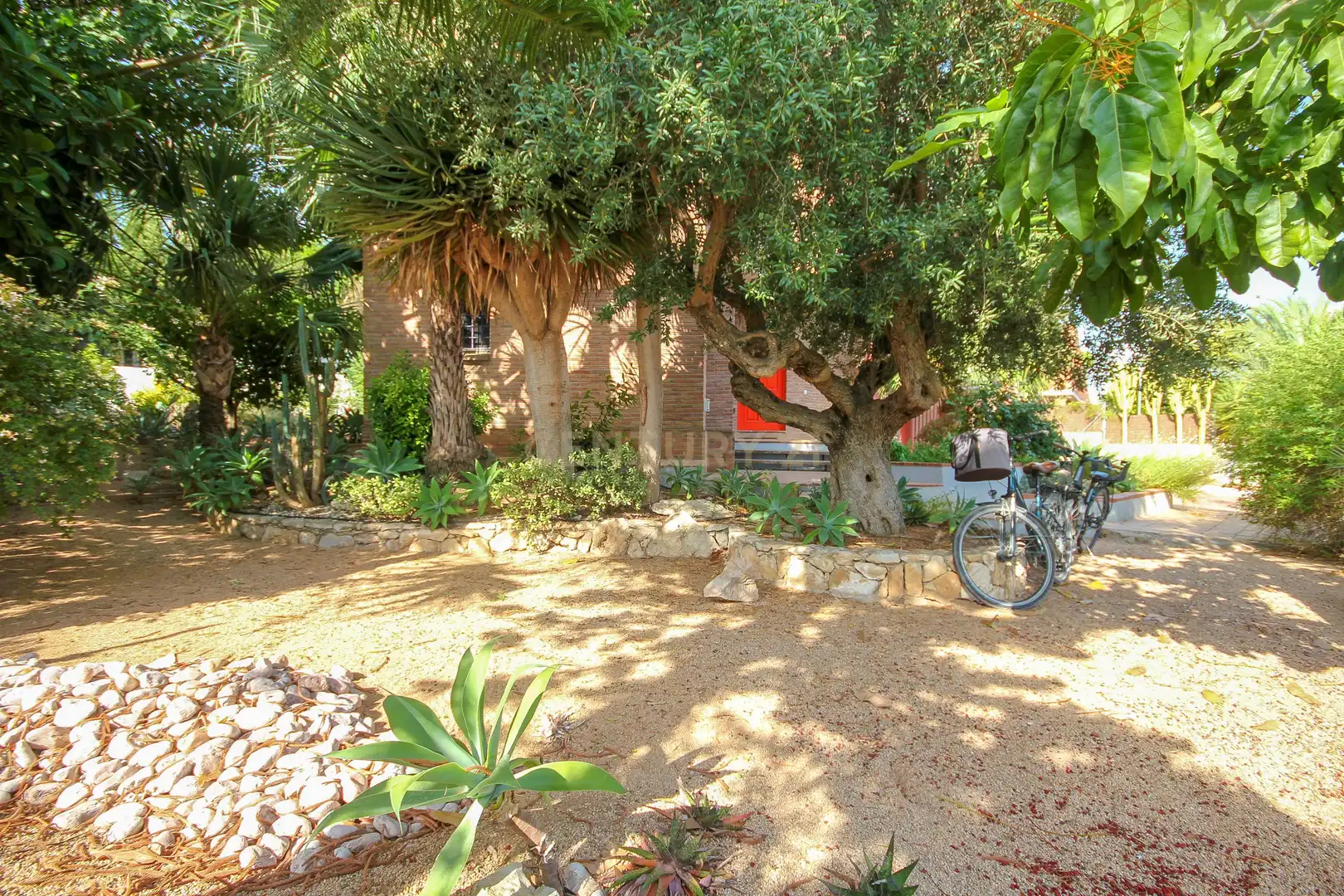 Jardí de Casa o xalet en venda en Vilanova i la Geltrú