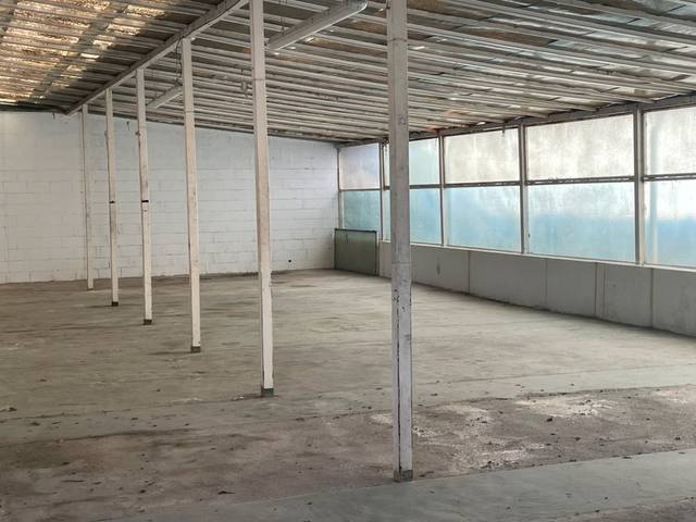 Terreno residencial en Venta en Carrer de l'Algar en Benirredrà