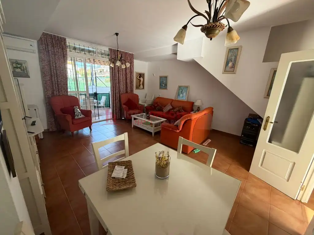 Sala d'estar de Casa adosada de lloguer en La Antilla