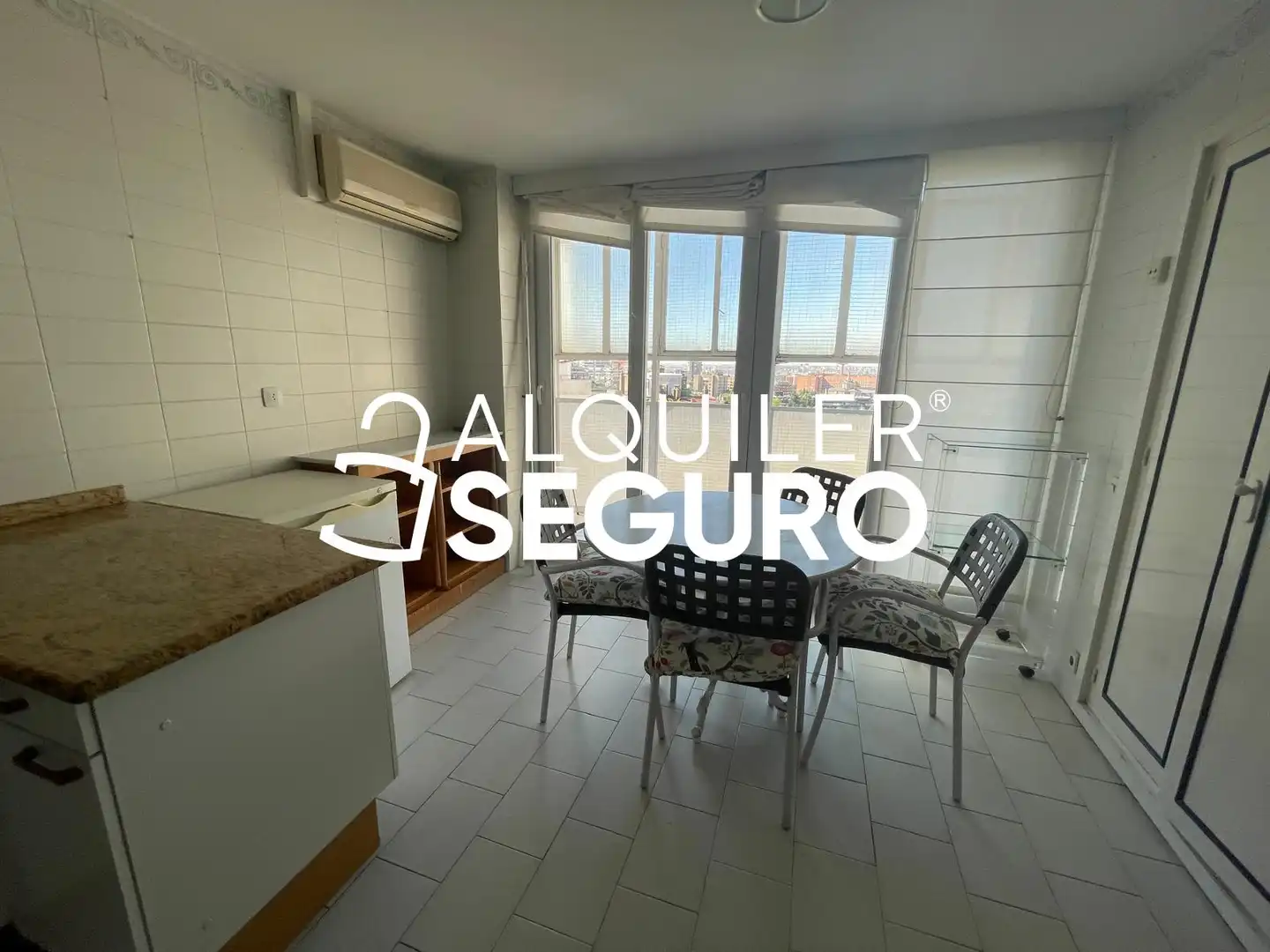 Flat for rent in Madrid  with Air Conditioner, Heating and Terrace