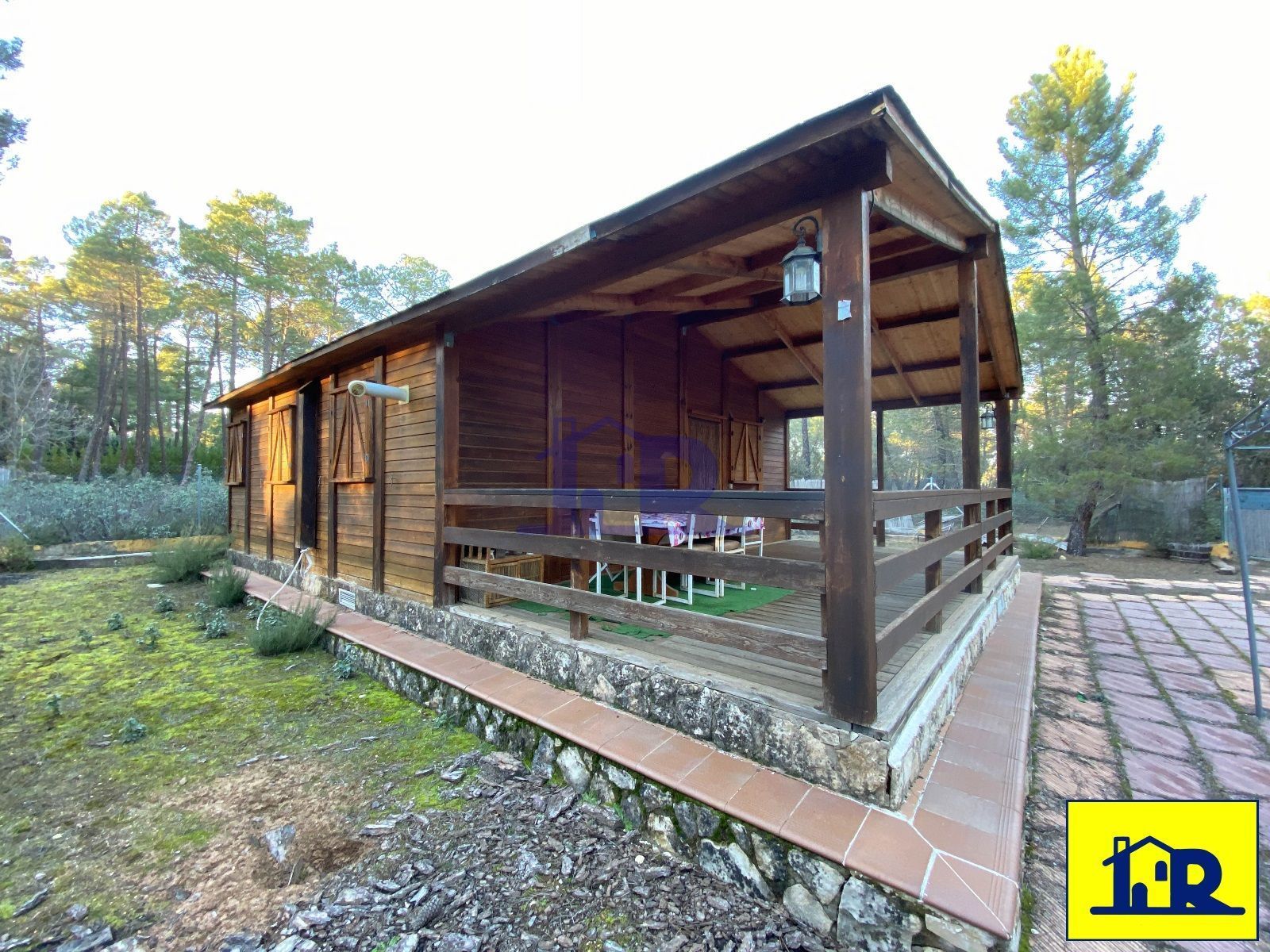 Vista exterior de Casa o xalet en venda en Cuenca Capital amb Terrassa, Traster i Moblat