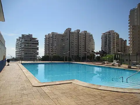 Piscina de Casa adosada en venta en Cullera con Aire acondicionado, Calefacción y Terraza