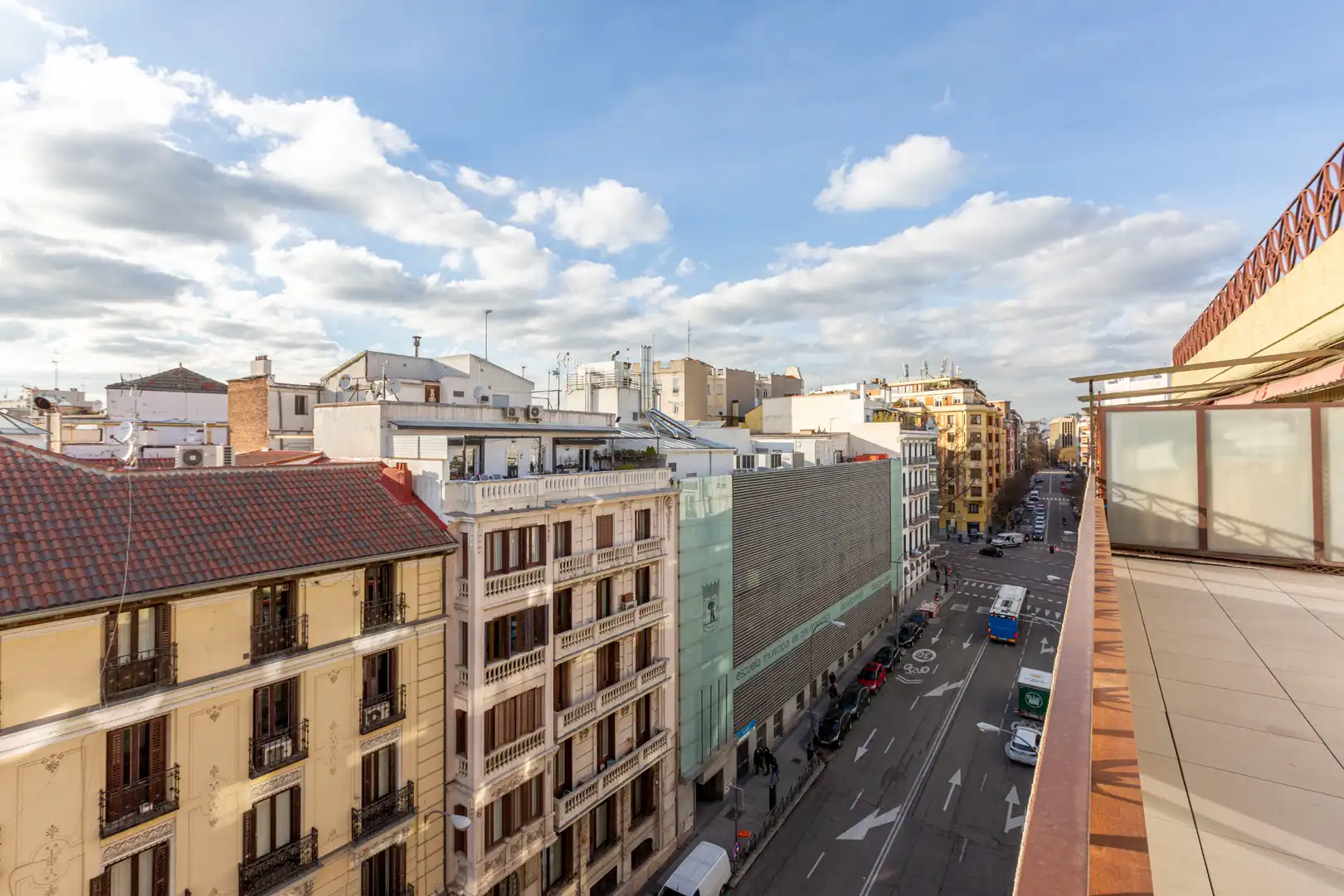 Exterior view of Attic for rent in Madrid  with Air Conditioner, Heating and Storage room