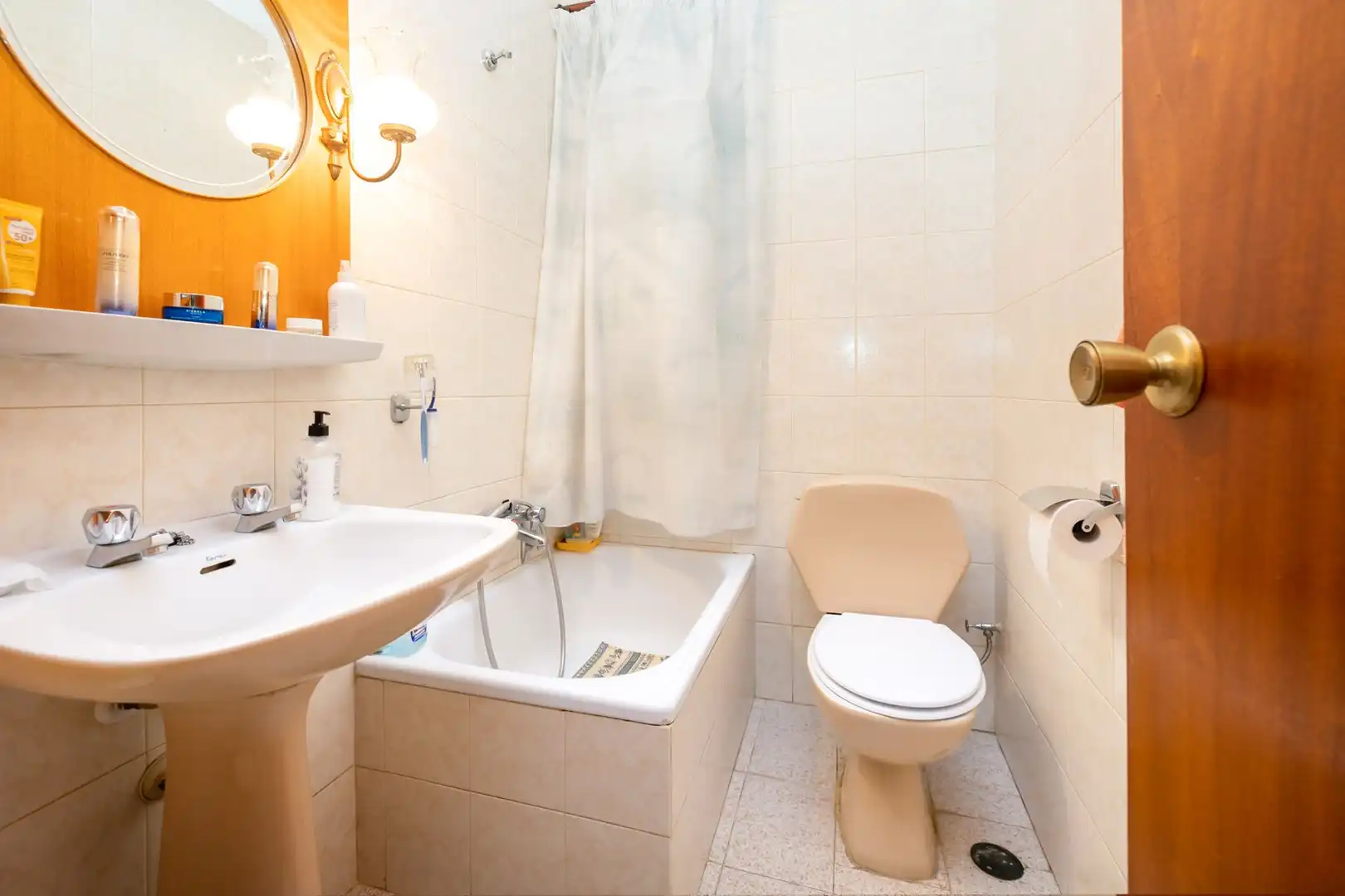 Flat for rent in N/A, 1, Camino de Ronda