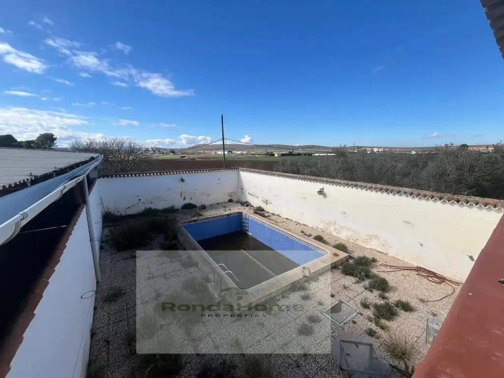 Schwimmbecken von Haus oder Chalet zum Verkauf in Antequera