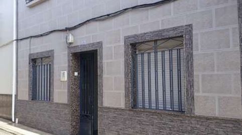 Casa de seis habitaciones.