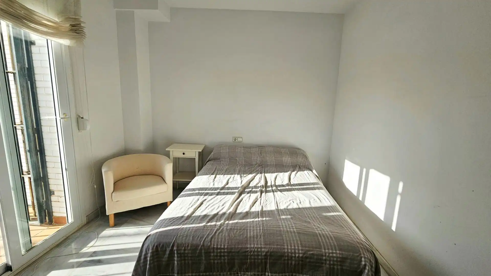 Dormitori de Casa adosada en venda en Benalmádena amb Aire condicionat, Jardí privat i Terrassa