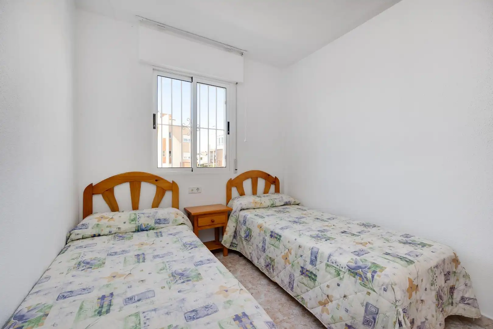 Habitación de Casa o chalet en venta en Torrevieja con Jardín privado, Terraza y Trastero